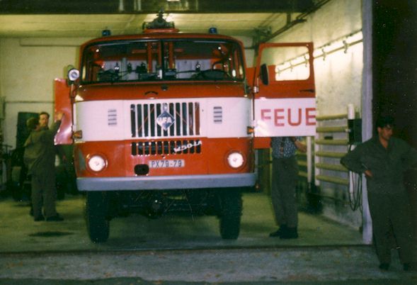 TLF 16 W50 LA im Gerätehaus in Bornim